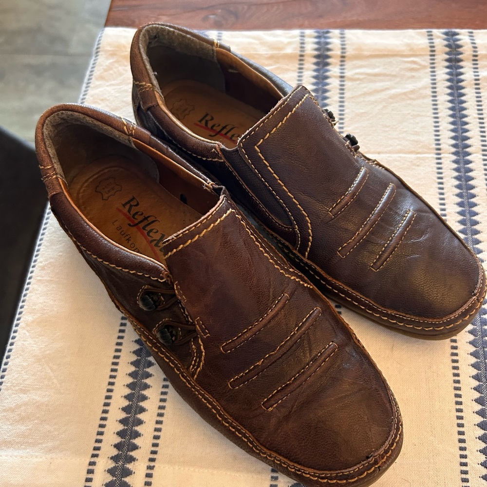 REFLEXAN slip on all leather shoes